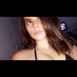 Meet your Posher, Ariana