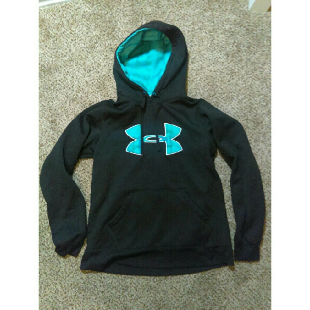 Under Armour sweatshirt