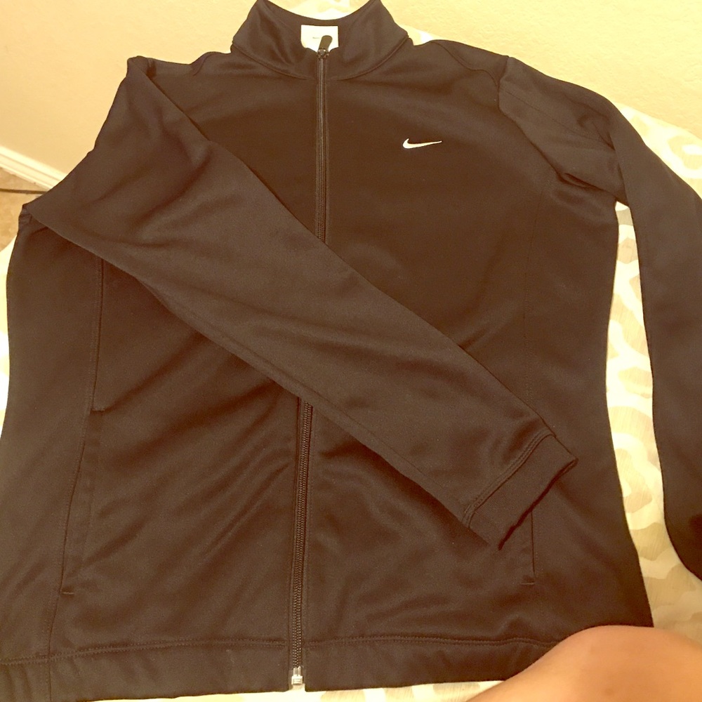 Nike thermfit jacket