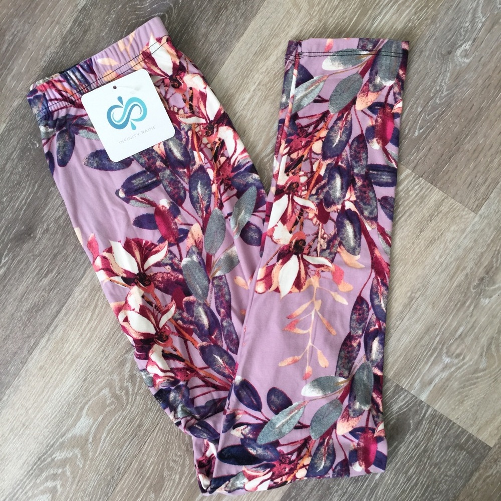 LILAC FLORAL BRUSHED KNIT LEGGINGS🌷 - Picture 5 of 5