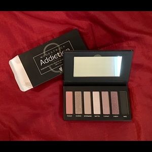 Younique ADDICTION 3 Eye Palette