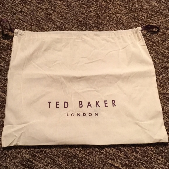 Baker by Ted Baker Handbags - 14" x 14" Ted Baker dust bag😻