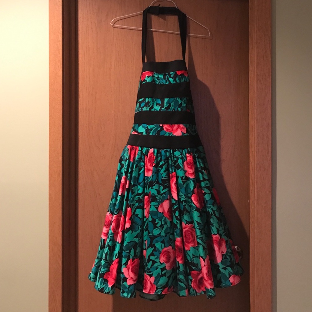 Vintage 1980s A.J. Bari halter sundress.