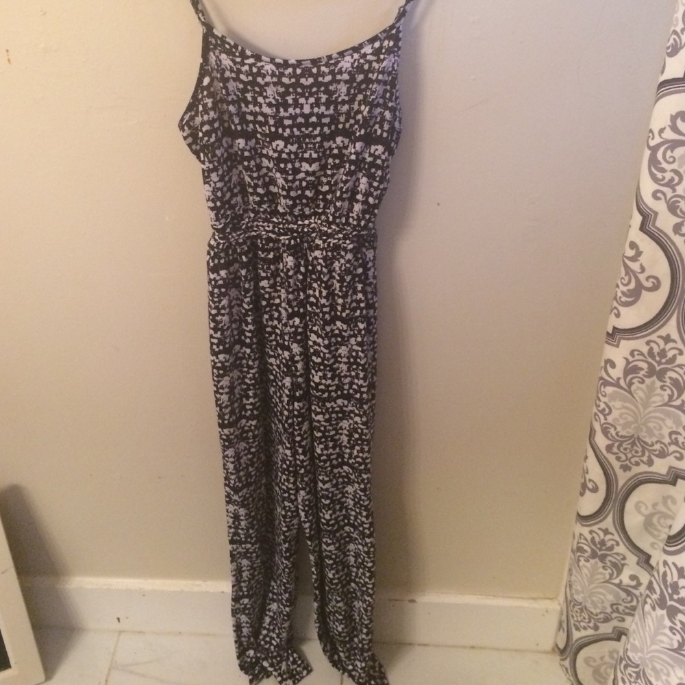 Xhiliration Black White Jumpsuit Size Medium
