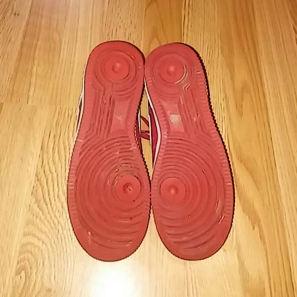 Sneakers - Picture 3 of 3