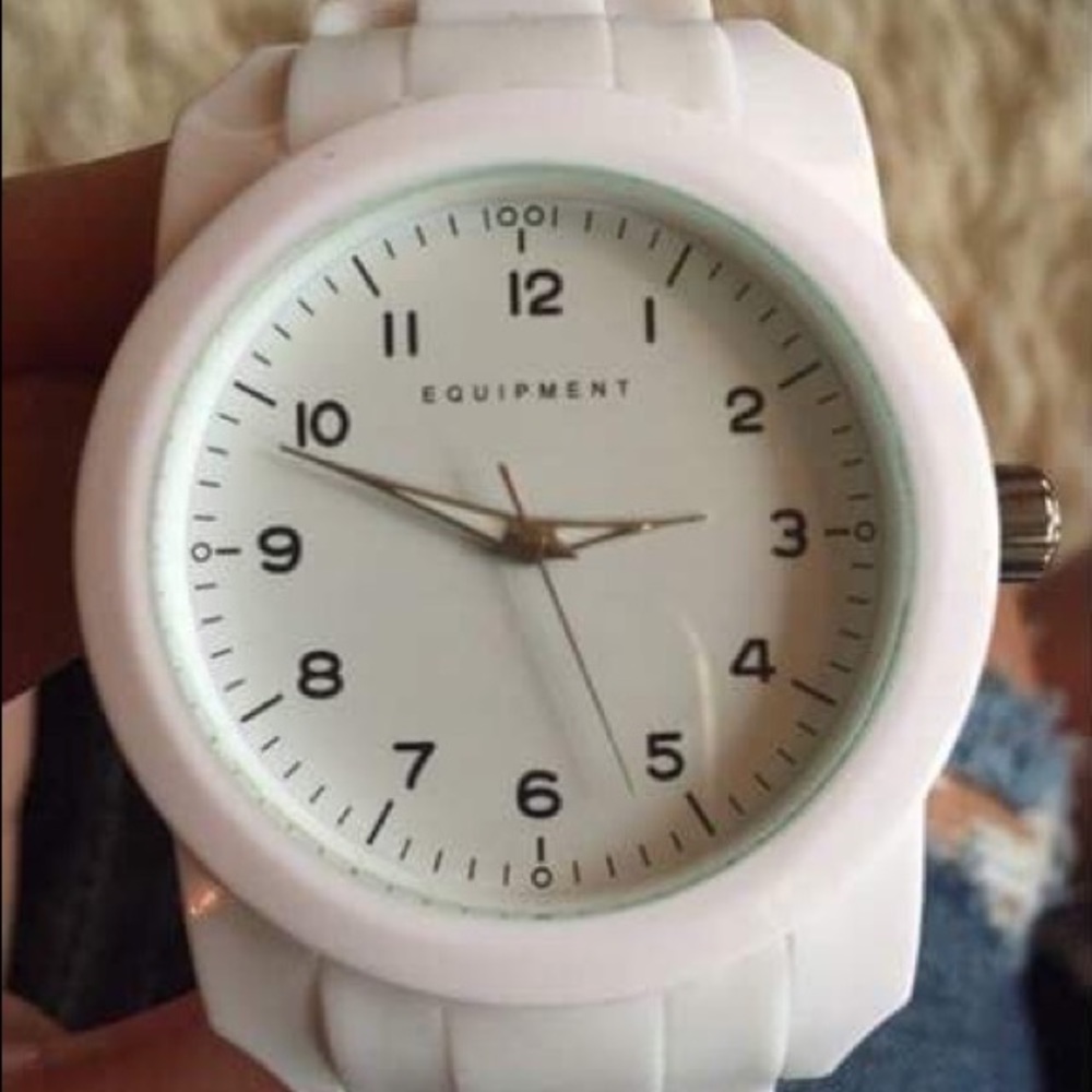 Equipment Fr White Sport Watch