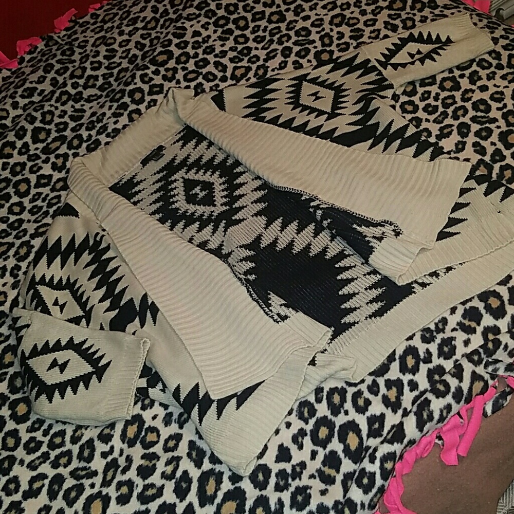 Oversized sweater/cardigan