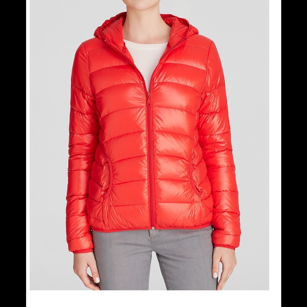 NWT Aqua red puffer hoodie