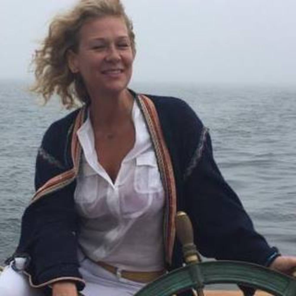 Meet your Posher, Laura