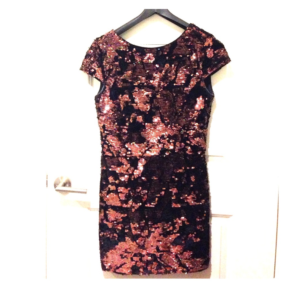 Vince Camuto Sequin Sheath Dress- Size 10