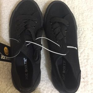 Black Sneakers 👟 size 1