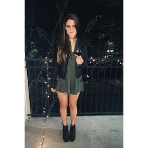 Meet your Posher, Lizzie