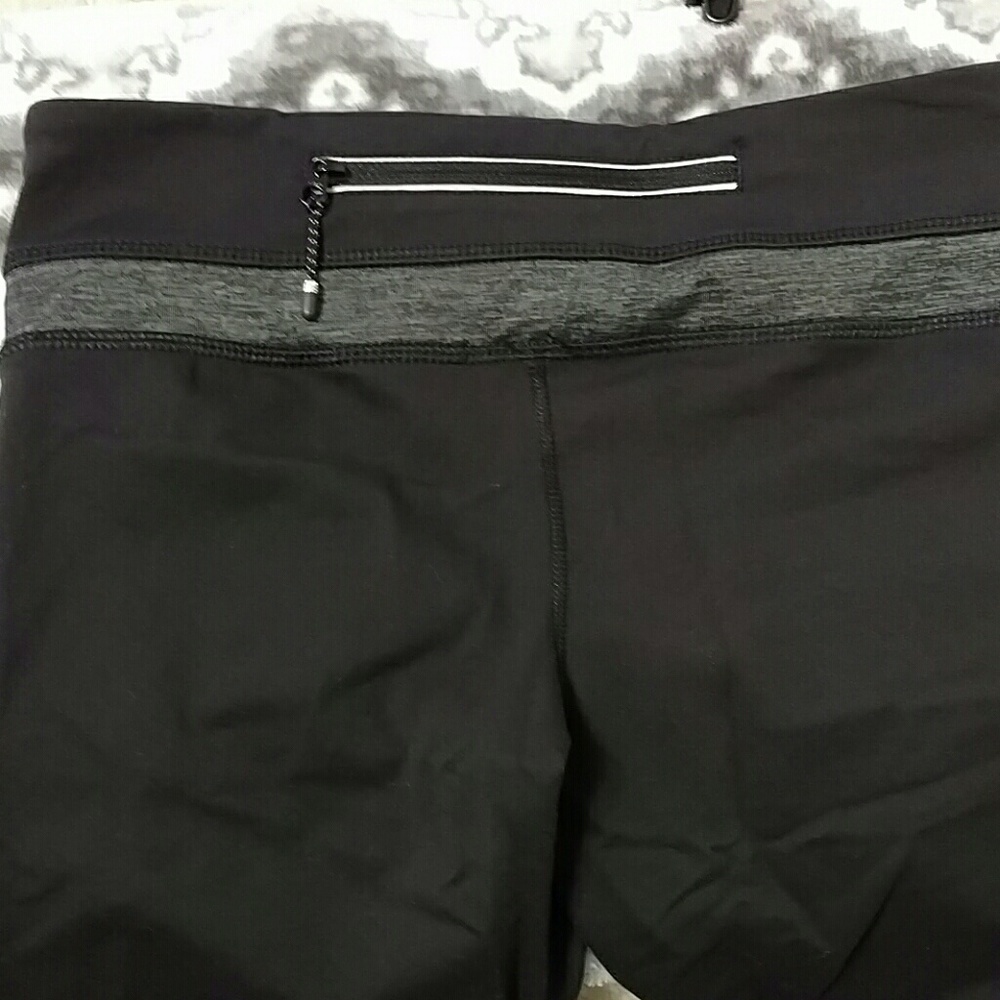 Workout crop tight.