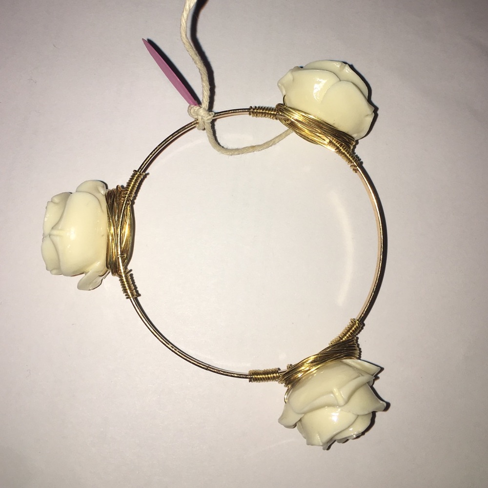 White rose bangle bracelet