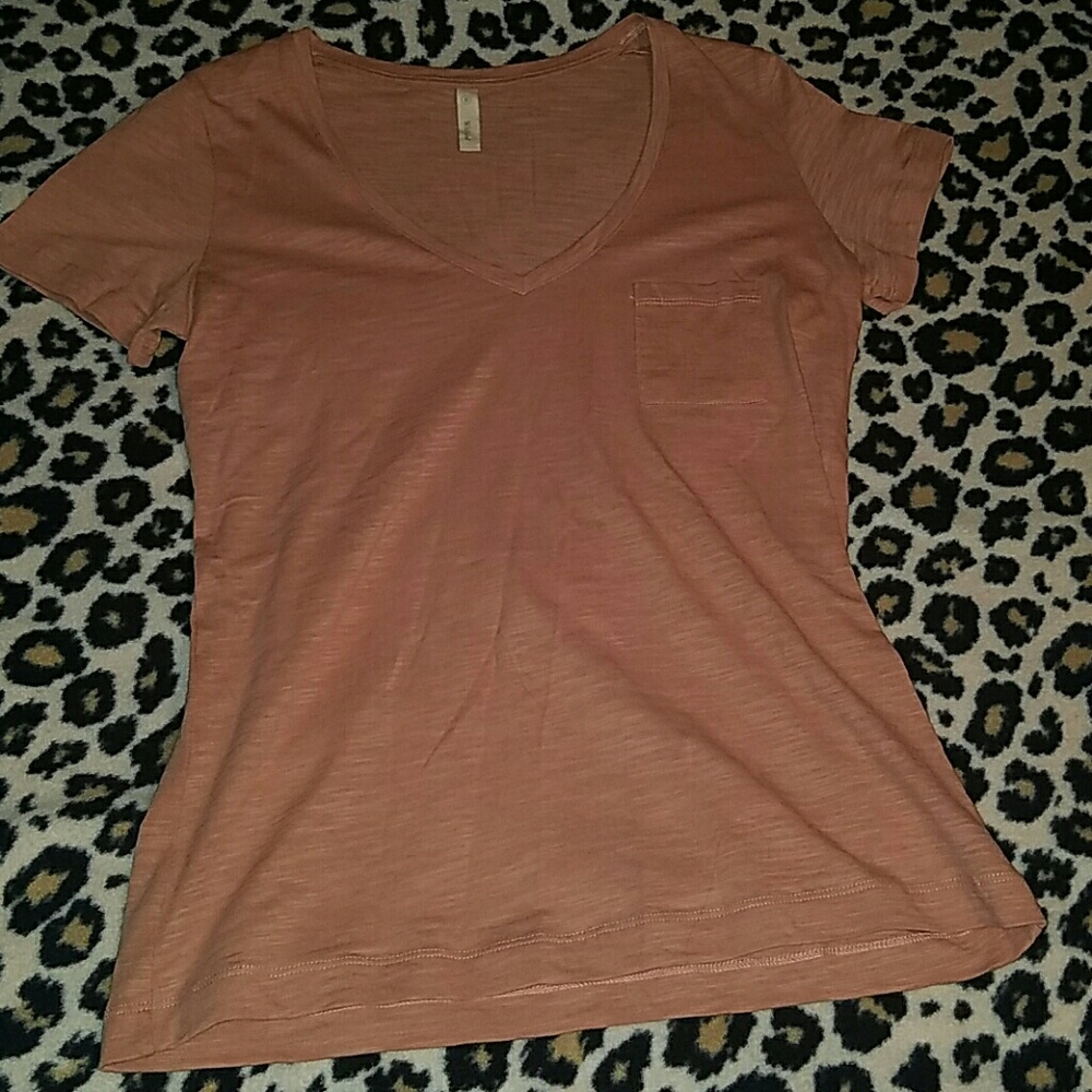 Peach/tan colored v neck