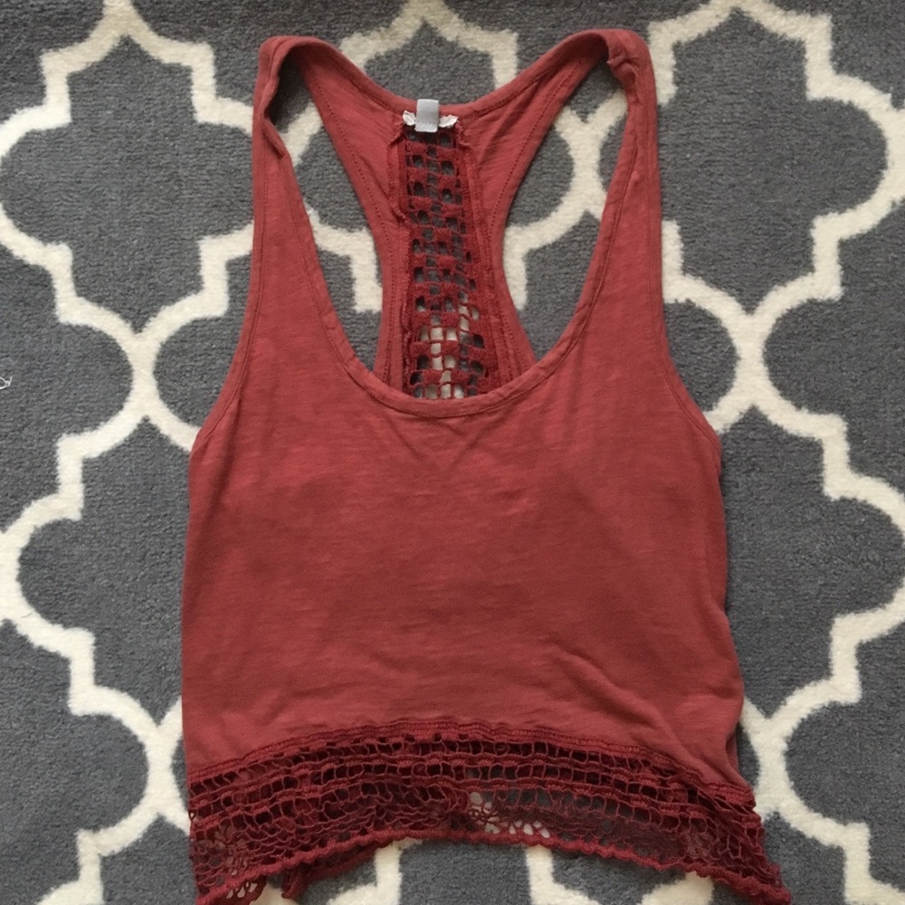 🕶Urban Outfitters🕶 Burgundy Crochet Tank