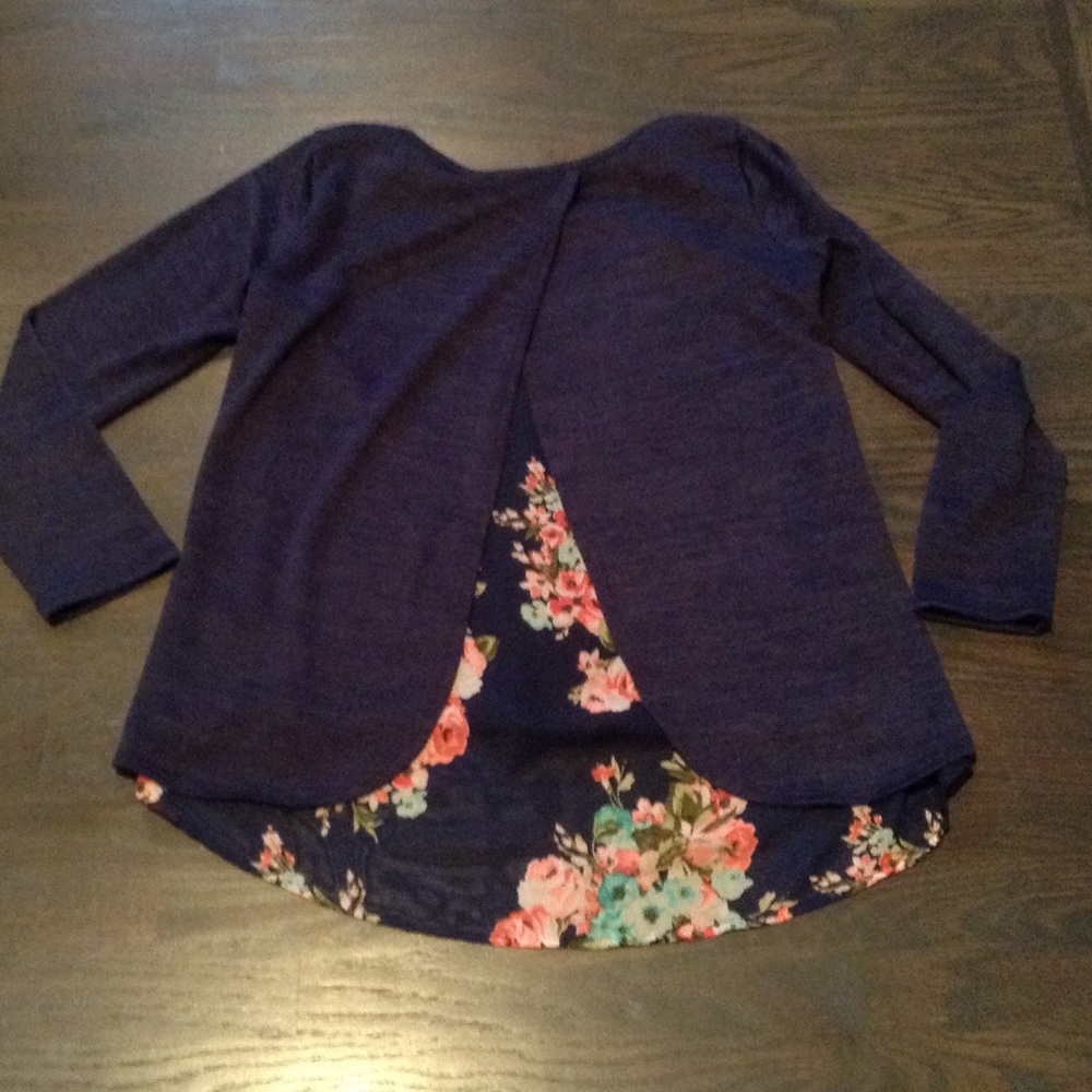 Super cute top stitch fix item