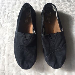 Black Toms