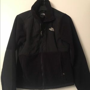 WINTER SALE❄️ North Face Denali jacket