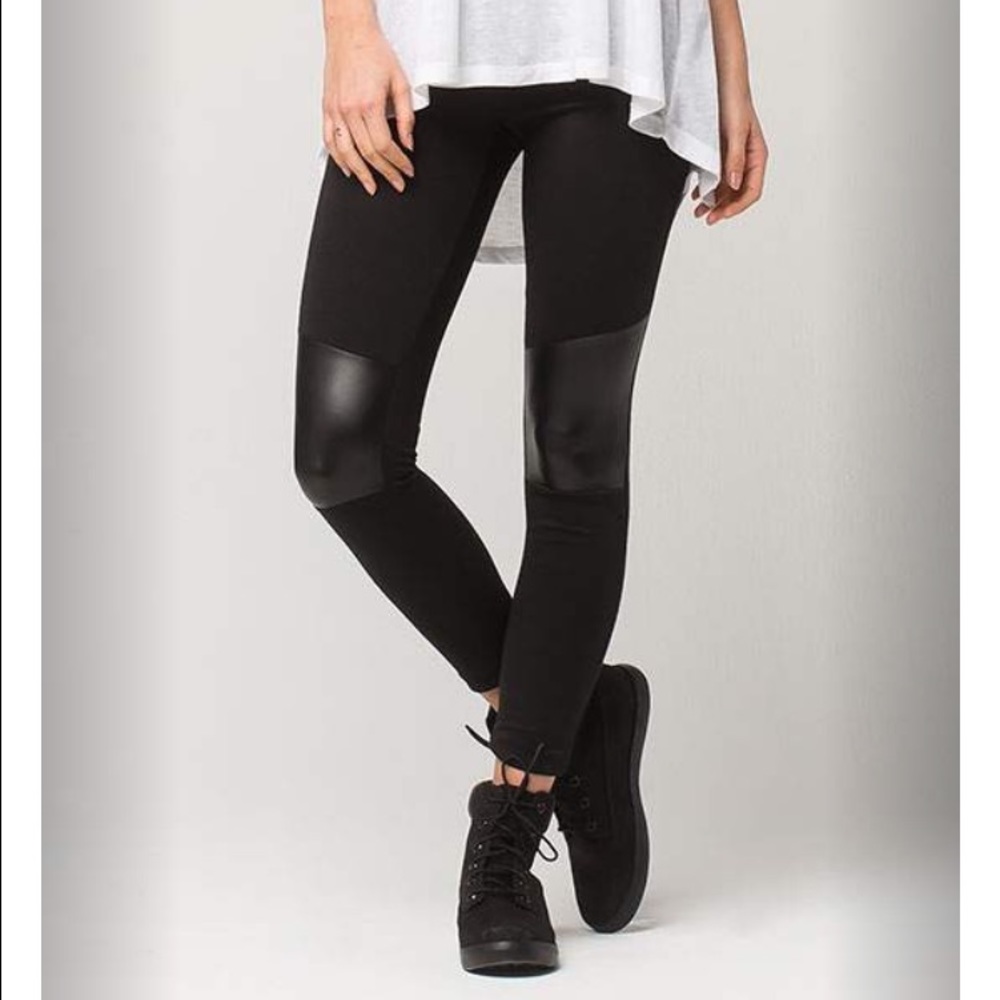 FULL TILT Faux Leather Womens Moto Leggings
