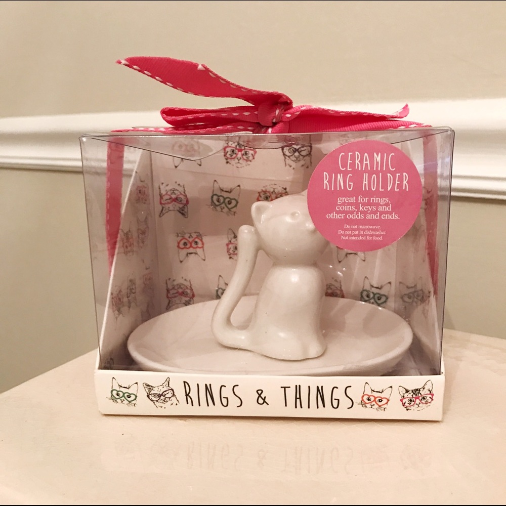 NWT Ceramic Cat Ring Holder