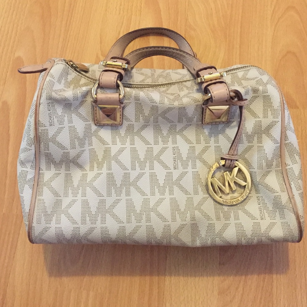 Micheal kors satchel bag