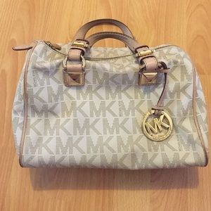Micheal kors satchel bag