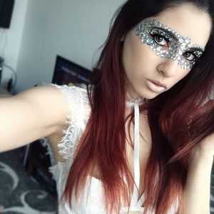 Meet your Posher, Annette