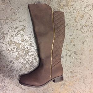 Torrid choco knee boots. Size 10 never been worn.