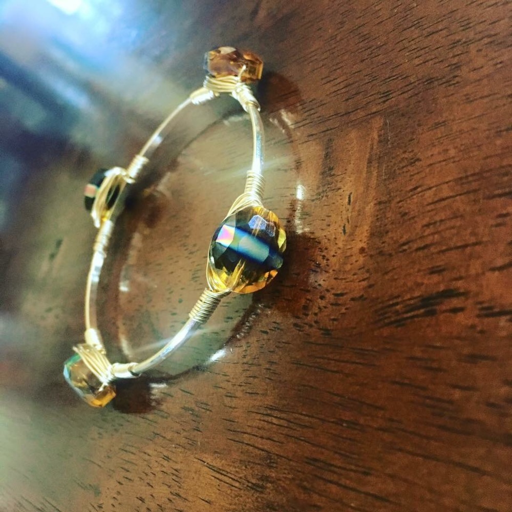 Gold bangle