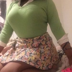 Long sleeve green collared top