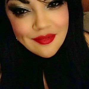 Meet your Posher, Kristine