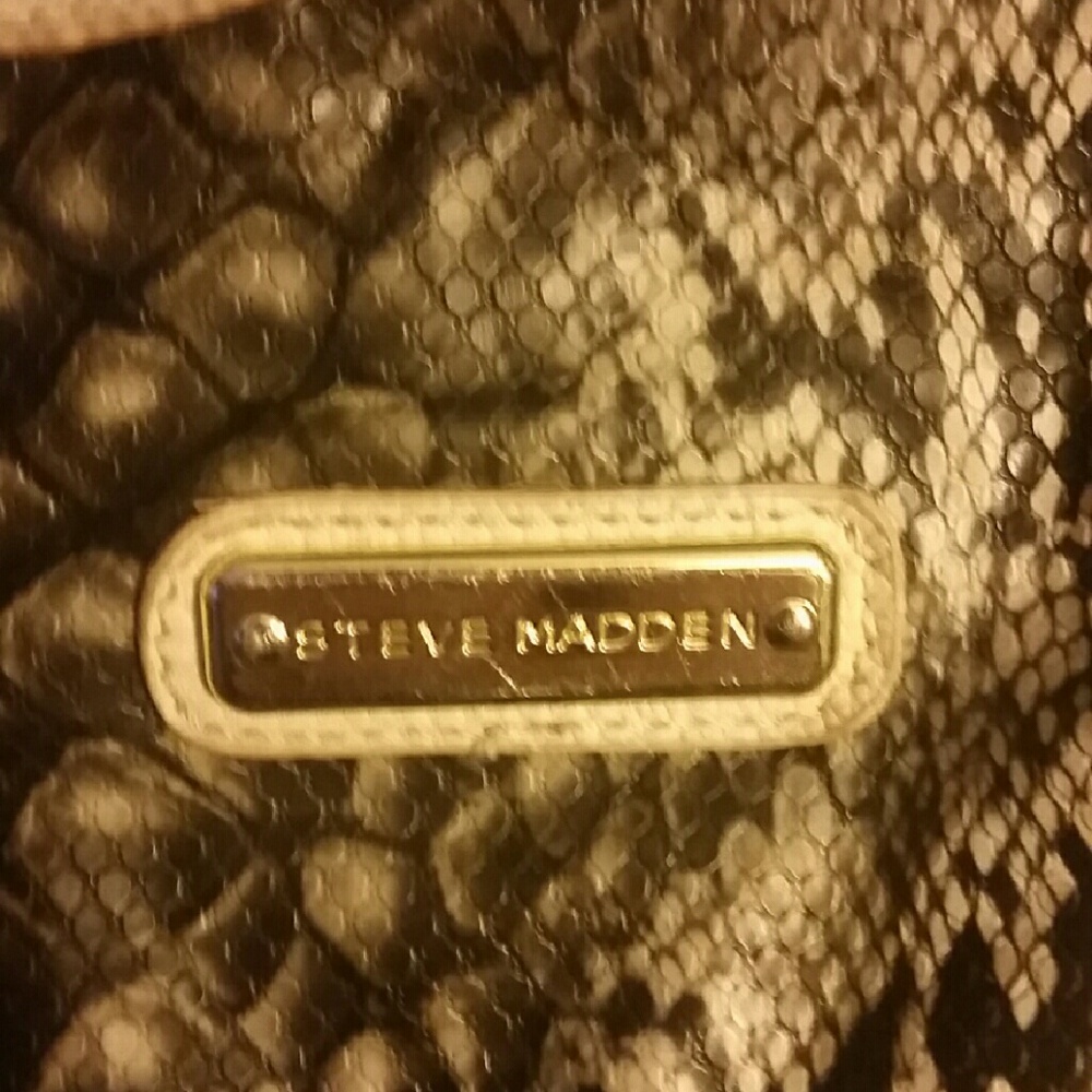 Steve Madden - Picture 3 of 4