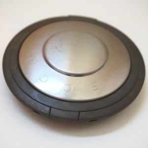 ✨BECCA highlighter in Opal.✨