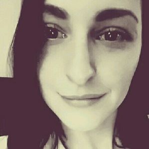 Meet your Posher, Teresa