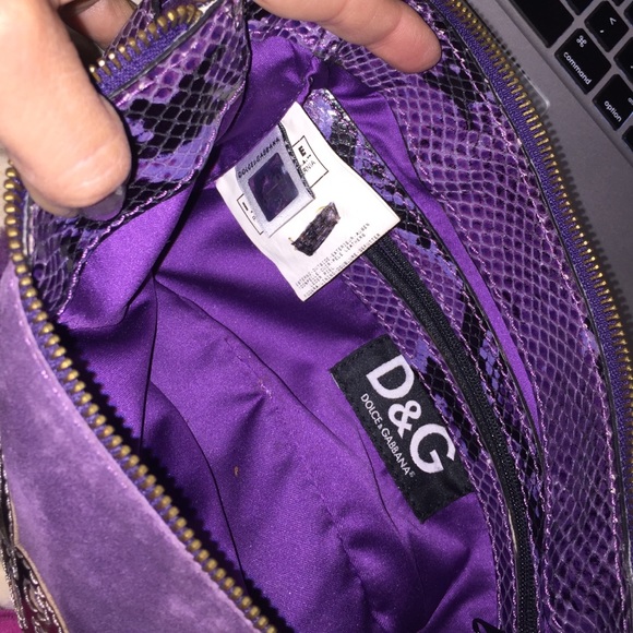 ❌SOLD❌D&G purple suede purse - Picture 3 of 4