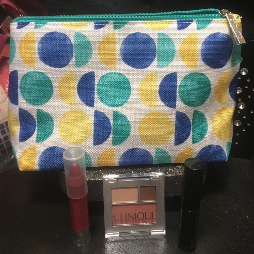 Clinique bag & makeup