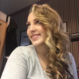 Meet your Posher, Amanda