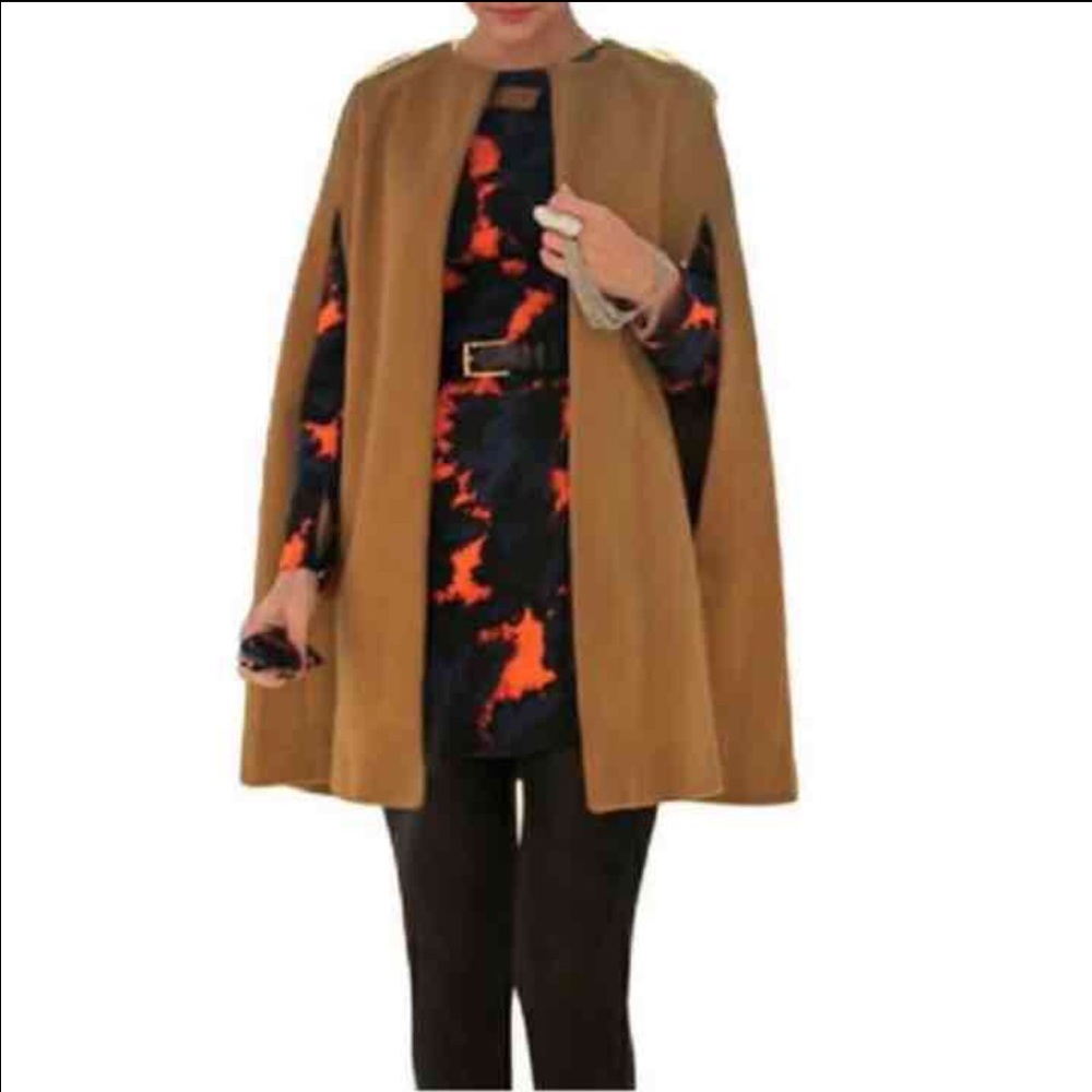 Camel cape