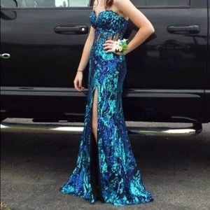Prom dress