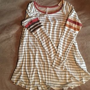 New, never worn trendy long sleeve.