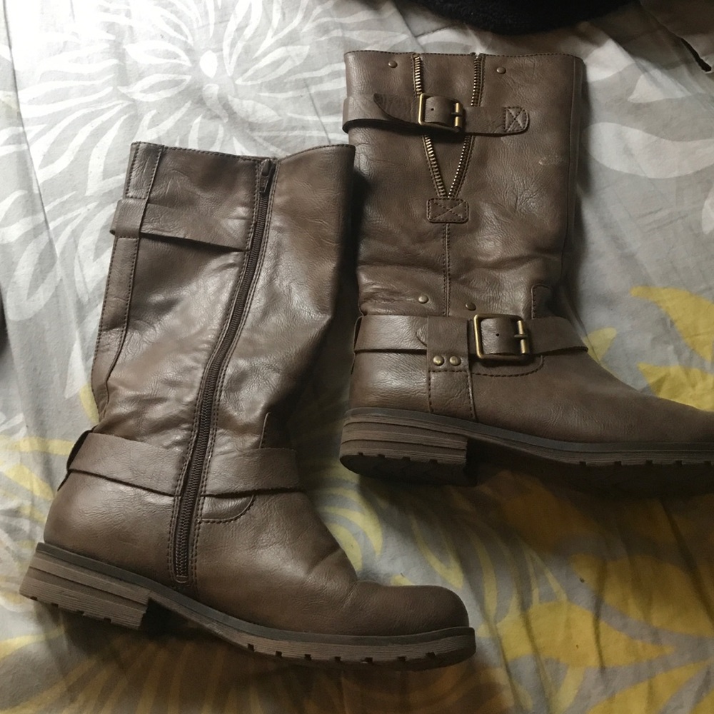 Naturalizer boots