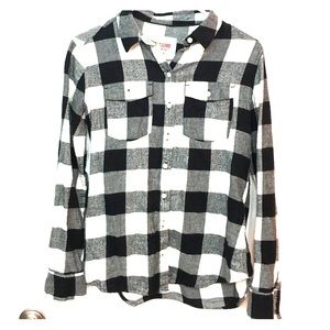Long sleeve button down top