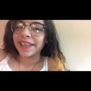 Meet your Posher, Keyla