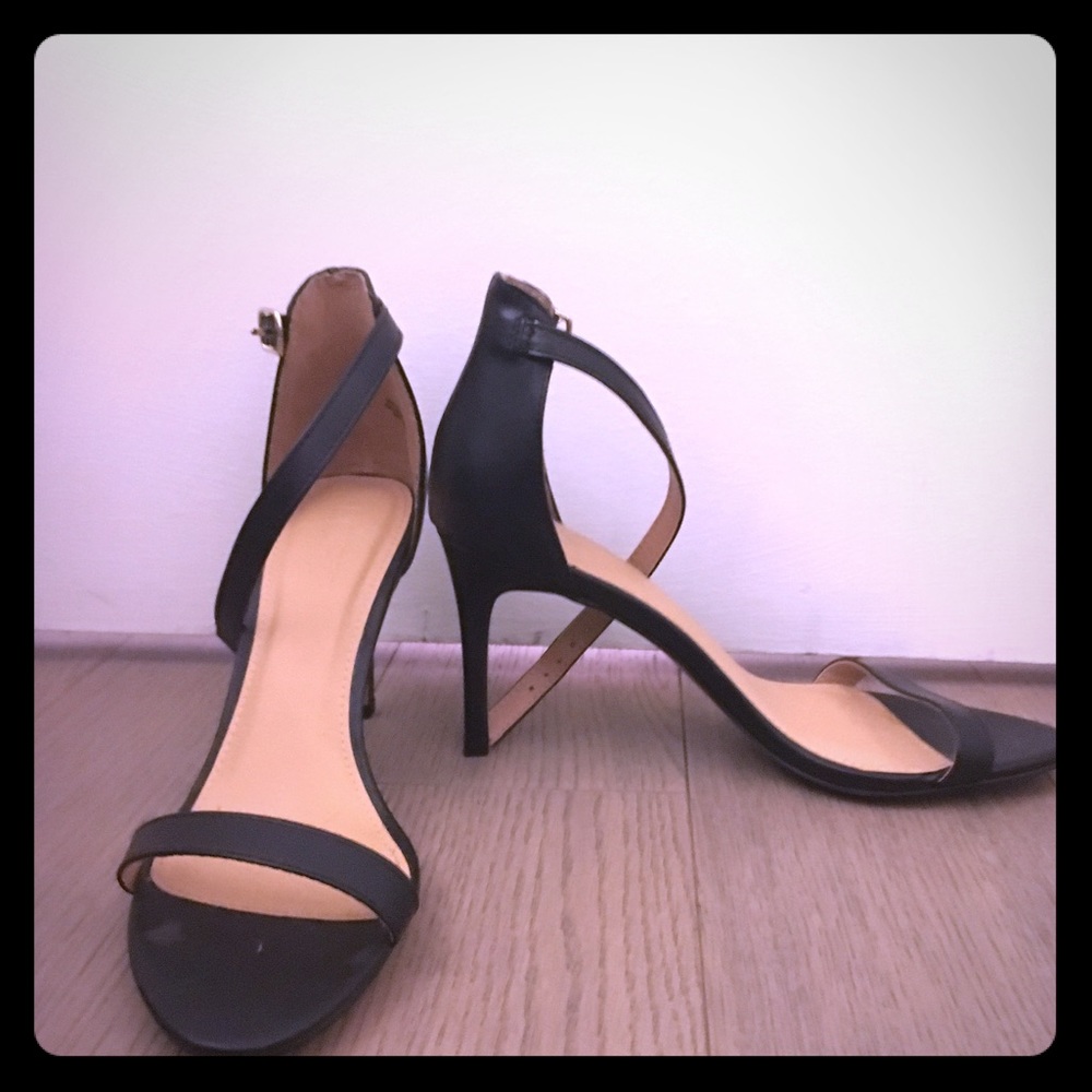 Loft Black strappy heel