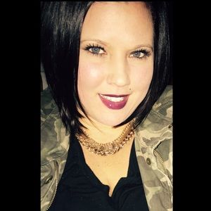 Meet your Posher, Lacy