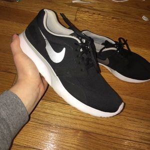 Nike gym shoes