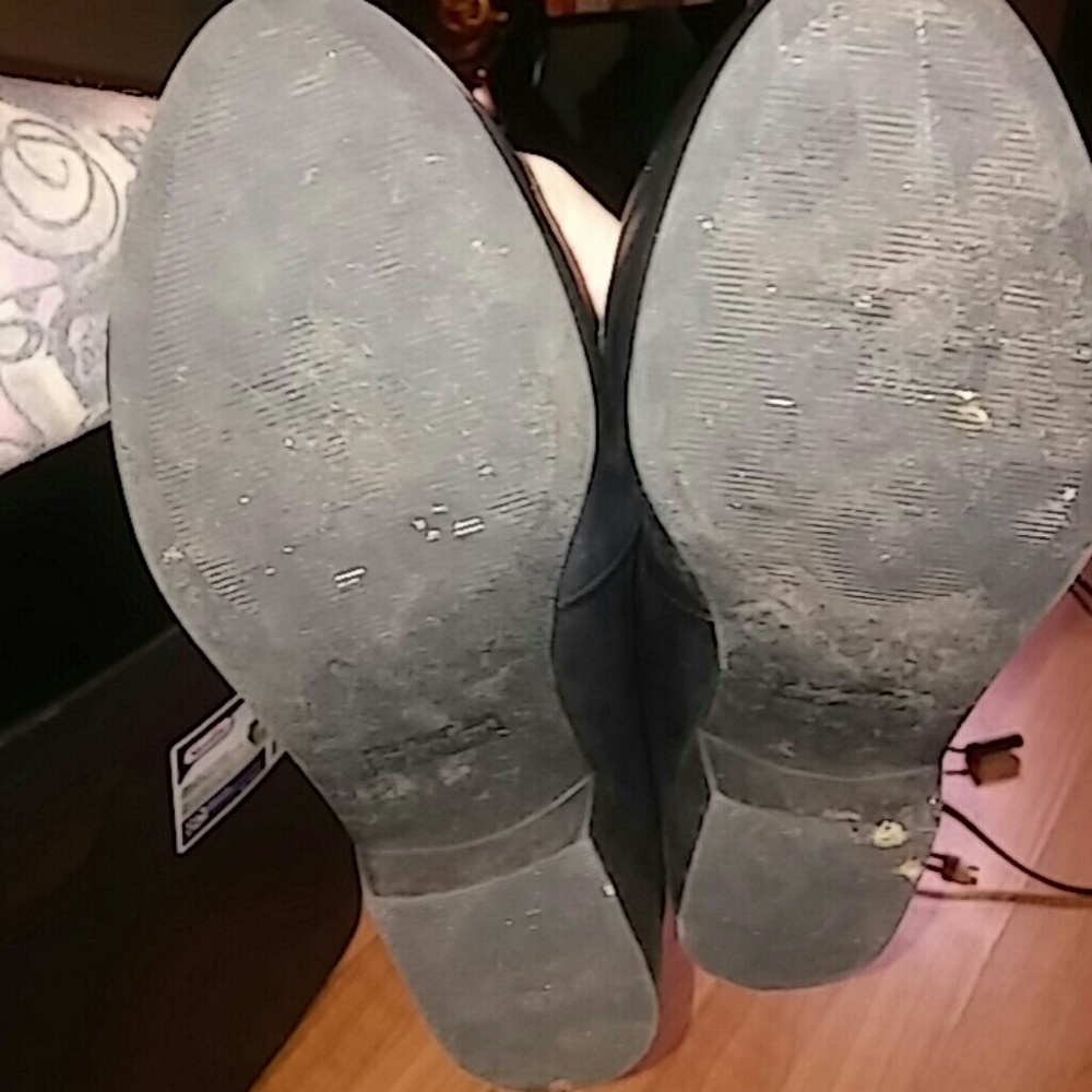 Flats - Picture 2 of 2