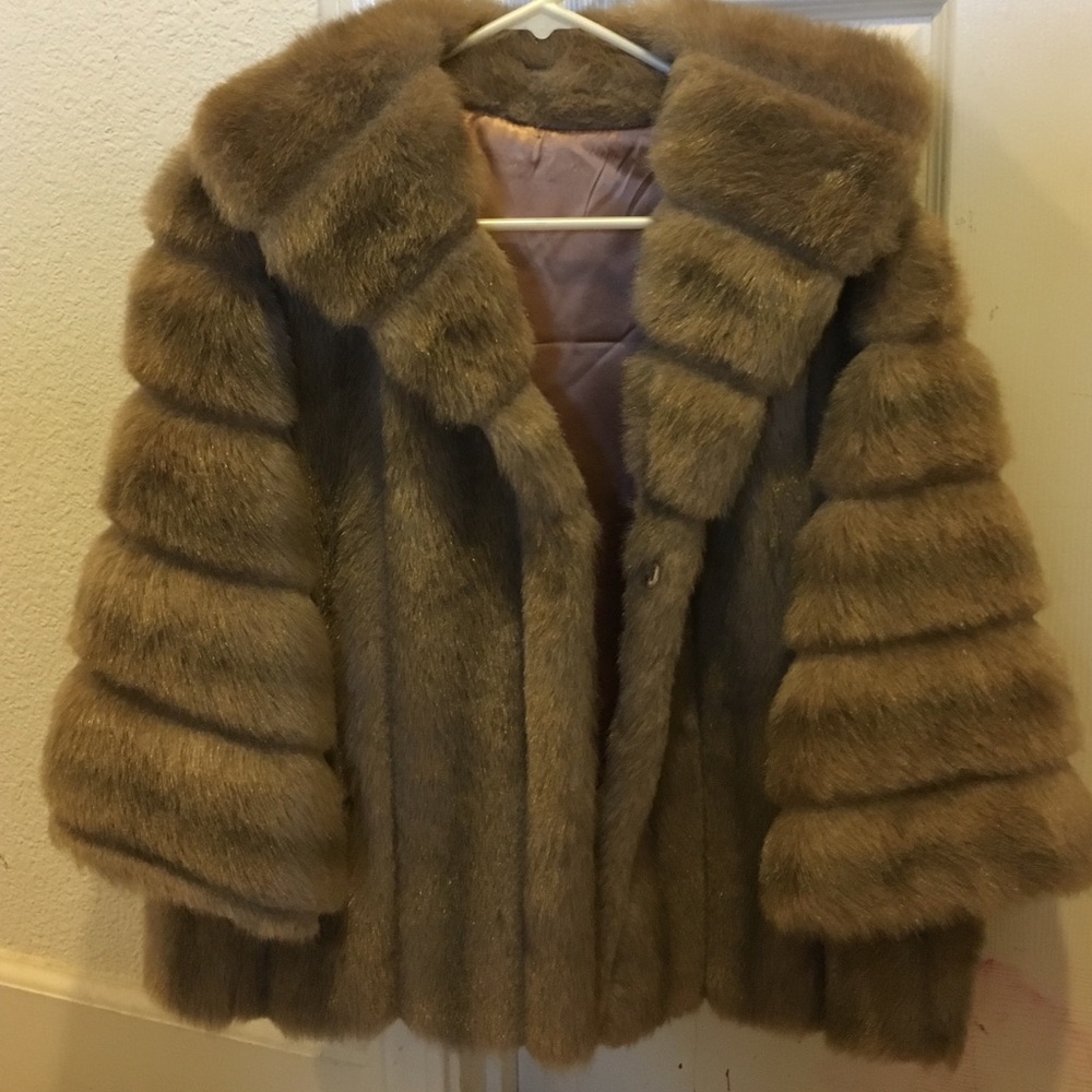 PREMIUM Vintage Faux Fur Coat