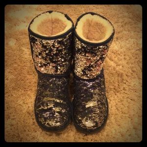 Silver and blue reversible Uggs